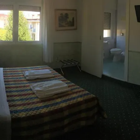 Astoria 3*